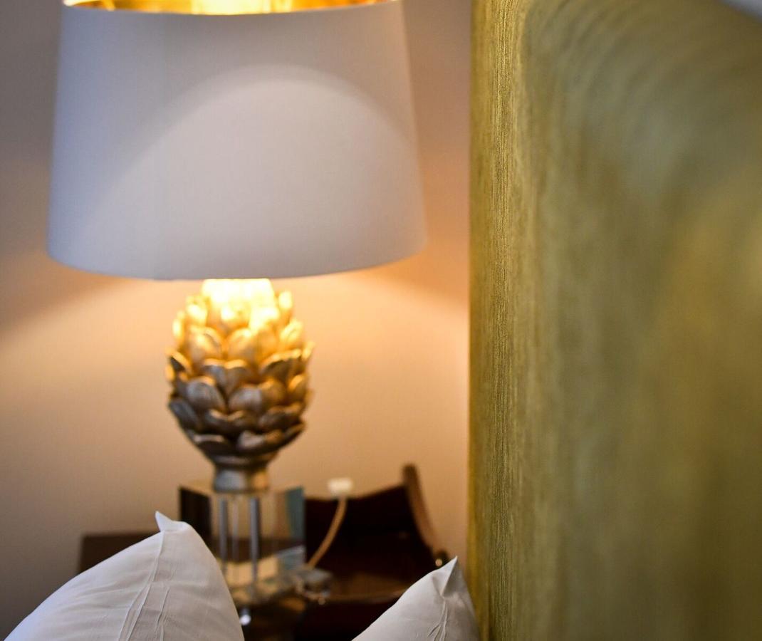 The Clink Boutique Hotel Карлоу Екстериор снимка