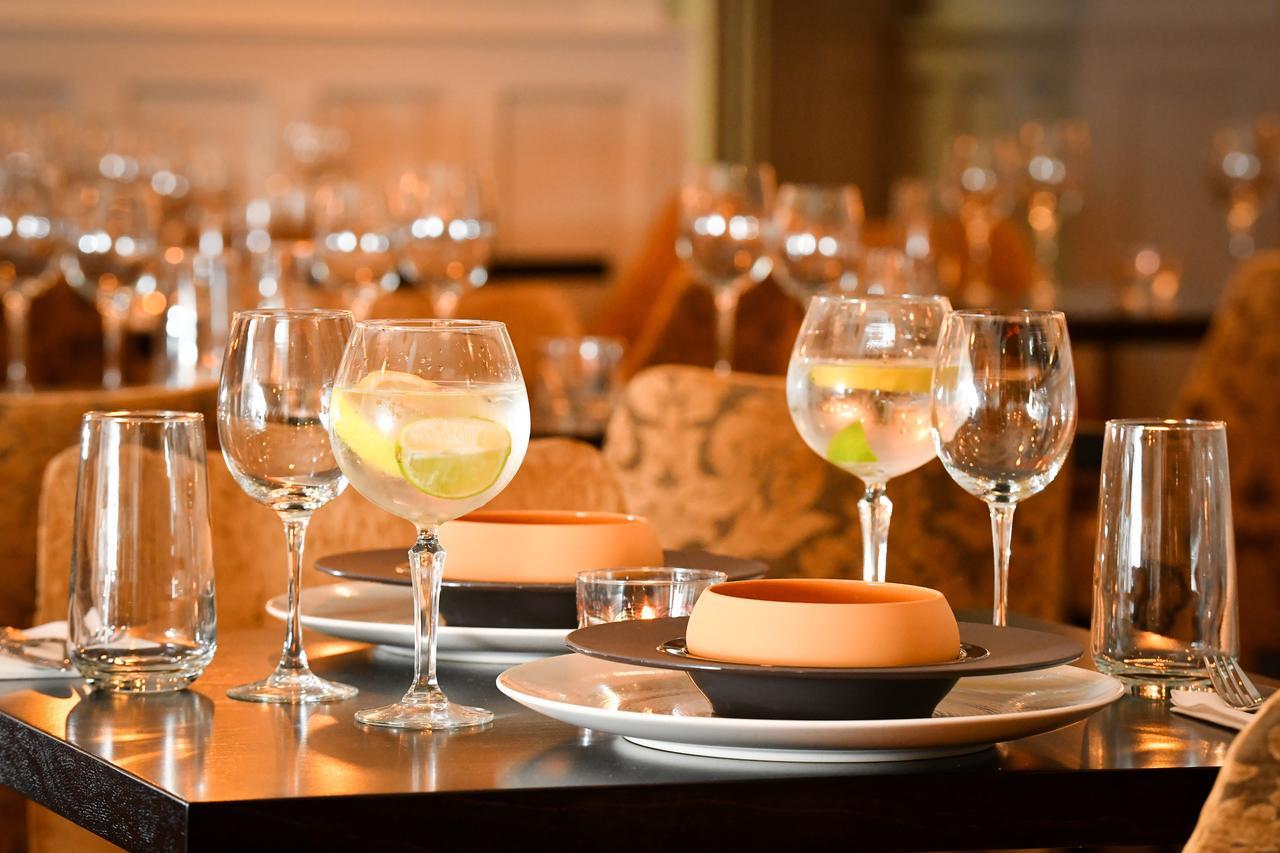 The Clink Boutique Hotel Карлоу Екстериор снимка